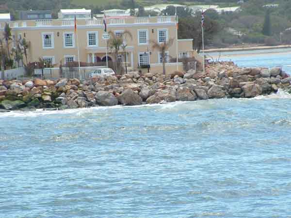  Milkwood manor 